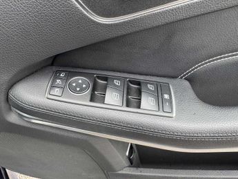 MERCEDES-BENZ E CLASS E250 Cdi Amg Night Edition Premium 4Dr 7G-Tronic