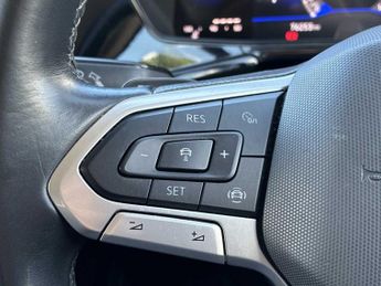 VOLKSWAGEN T-CROSS 1.0 Tsi 110 Black Edition 5Dr Dsg