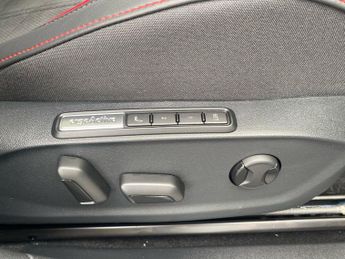 VOLKSWAGEN ID.7 Gtx 86Kwh Plus Fastback 5Dr Electric Auto 4Motion (340 Ps)