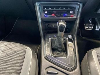 VOLKSWAGEN TIGUAN 2.0 Tdi R-Line Suv 5Dr Diesel Dsg Euro 6 (S/S) (150 Ps)