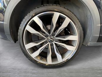VOLKSWAGEN T-ROC 1.5 Tsi Gpf Evo R-Line Suv 5Dr Petrol Dsg Euro 6 (S/S) (150 Ps)