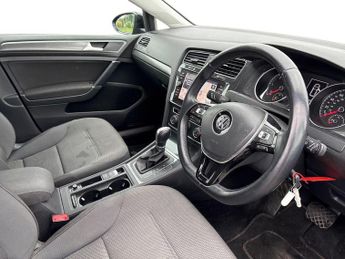 VOLKSWAGEN GOLF 1.6 Tdi Se [Nav] 5Dr Dsg
