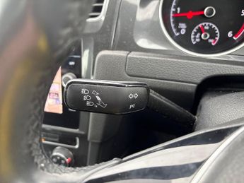 VOLKSWAGEN GOLF 1.6 Tdi Se [Nav] 5Dr Dsg