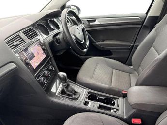 VOLKSWAGEN GOLF 1.6 Tdi Se [Nav] 5Dr Dsg