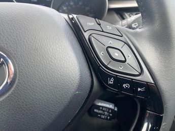 TOYOTA C-HR 1.8 Vvt-H Gpf Icon Suv 5Dr Petrol Hybrid Cvt Euro 6 (S/S) (122 P