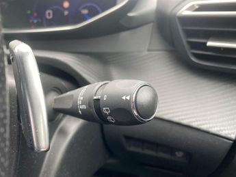 PEUGEOT 2008 1.2 Puretech 130 Gt 5Dr Eat8