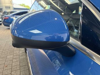 MERCEDES-BENZ CLA Cla 250+ 200Kw Eq Tech Amg Line Ed 85Kwh 4Dr Auto