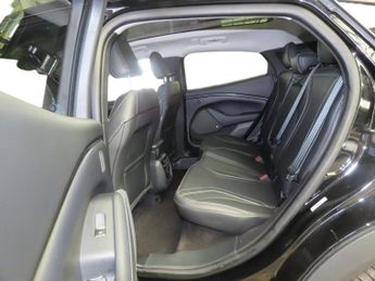 FORD MUSTANG MACH-E Standard Range 70Kwh Suv 5Dr Electric Automatic (269 Ps)