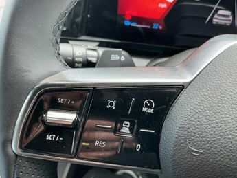 RENAULT SCENIC E-TECH 160Kw Techno 87Kwh Long Range 5Dr Auto