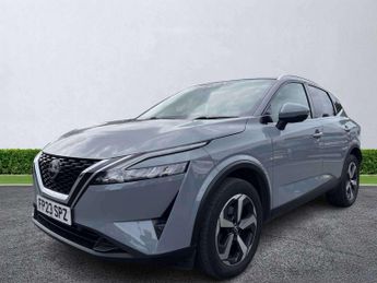 NISSAN QASHQAI 1.3 Dig-T Mh N-Connecta 5Dr