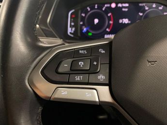 VOLKSWAGEN TIGUAN ALLSPACE 1.5 Tsi Life Suv 5Dr Petrol Dsg Euro 6 (S/S) (150 Ps)