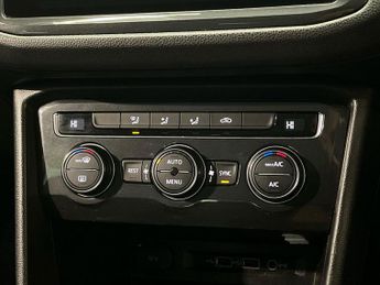 VOLKSWAGEN TIGUAN 1.5 Tsi Evo Match Suv 5Dr Petrol Dsg Euro 6 (S/S) (150 Ps)