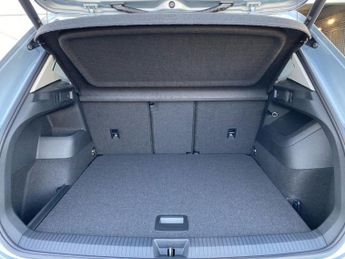 VOLKSWAGEN TIGUAN 1.5 Etsi Mhev Elegance Suv 5Dr Petrol Hybrid Dsg Euro 6 (S/S) (1