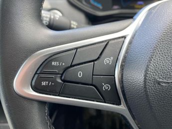 RENAULT CLIO 1.6 E-Tech Evolution Hatchback 5Dr Petrol Hybrid Auto Euro 6 (S/