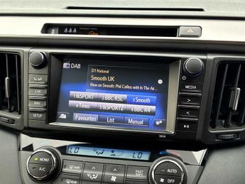 TOYOTA RAV4 2.5 Vvt-I Hybrid Business Ed Plus Tss 5Dr Cvt 2Wd