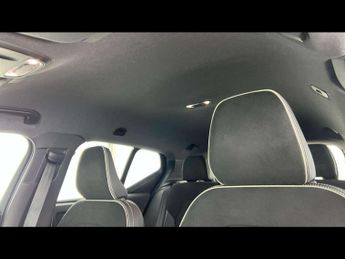VOLVO XC40 1.5 T3 [163] R Design 5Dr Geartronic