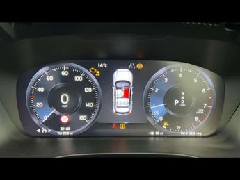 VOLVO XC40 1.5 T3 [163] R Design 5Dr Geartronic
