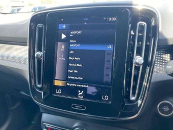 VOLVO XC40 1.5 T3 [163] R Design 5Dr Geartronic