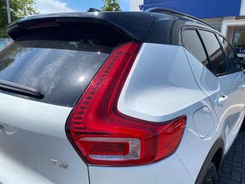 VOLVO XC40 1.5 T3 [163] R Design 5Dr Geartronic