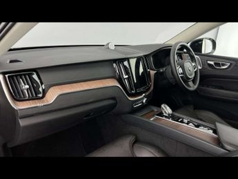 VOLVO XC60 2.0 B5P Ultimate Dark 5Dr Awd Geartronic