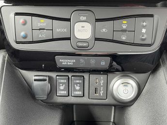 NISSAN LEAF 110Kw N-Connecta 39Kwh 5Dr Auto