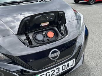 NISSAN LEAF 110Kw N-Connecta 39Kwh 5Dr Auto