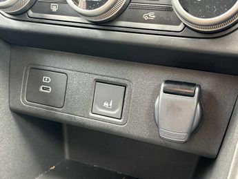 DACIA JOGGER 1.6 Hev Extreme 5Dr Auto