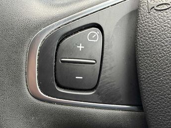 RENAULT CAPTUR 1.5 Dci 90 Iconic 5Dr Edc