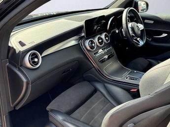 MERCEDES-BENZ GLC COUPE Glc 220D 4Matic Amg Line 5Dr 9G-Tronic