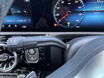 MERCEDES-BENZ A CLASS A200D Amg Line Premium Plus Edition 4Dr Auto