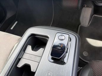 NISSAN ARIYA 320Kw Nismo 87Kwh 22Kwch 5Dr E-4Orce Auto