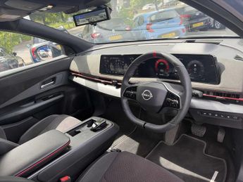 NISSAN ARIYA 320Kw Nismo 87Kwh 22Kwch 5Dr E-4Orce Auto