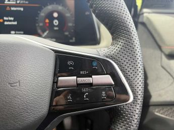 NISSAN ARIYA 320Kw Nismo 87Kwh 22Kwch 5Dr E-4Orce Auto