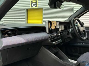 RENAULT 4 110Kw Techno 52Kwh Comfort Range 5Dr Auto