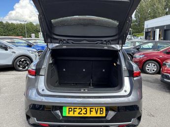 RENAULT MEGANE E-TECH Ev60 160Kw Techno 60Kwh Optimum Charge 5Dr Auto