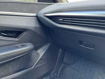 RENAULT MEGANE E-TECH Ev60 160Kw Techno 60Kwh Optimum Charge 5Dr Auto