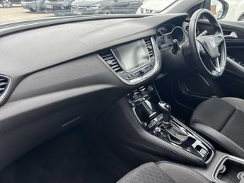 VAUXHALL GRANDLAND X 1.5 Turbo D Sri Nav 5Dr Auto