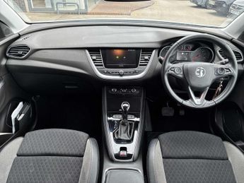 VAUXHALL GRANDLAND X 1.5 Turbo D Sri Nav 5Dr Auto