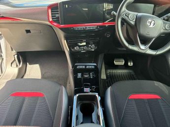 VAUXHALL MOKKA 100Kw Sri Nav Premium 50Kwh 5Dr Auto