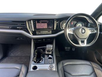 VOLKSWAGEN TOUAREG 3.0 Tdi V6 R-Line Suv 5Dr Diesel Tiptronic 4Motion Euro 6 (S/S) 
