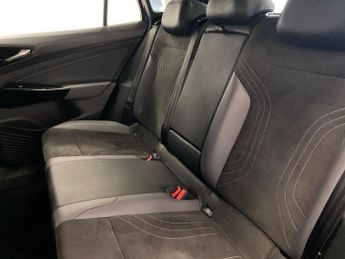 VOLKSWAGEN ID.4 Pure 52Kwh Life Suv 5Dr Electric Auto (148 Ps)