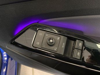 VOLKSWAGEN ID.4 Pure 52Kwh Life Suv 5Dr Electric Auto (148 Ps)