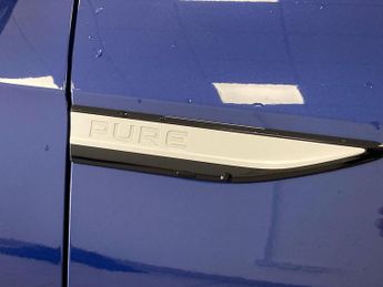 VOLKSWAGEN ID.4 Pure 52Kwh Life Suv 5Dr Electric Auto (148 Ps)