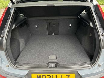 VOLVO XC40 1.5 T3 [163] R Design 5Dr Geartronic