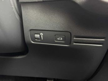 VOLVO XC40 1.5 T3 [163] R Design 5Dr Geartronic