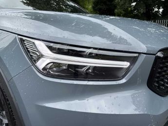 VOLVO XC40 1.5 T3 [163] R Design 5Dr Geartronic