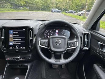 VOLVO XC40 2.0 B4P Inscription Pro 5Dr Auto