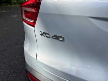 VOLVO XC40 2.0 B4P Inscription Pro 5Dr Auto