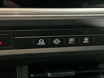 VOLKSWAGEN TRANSPORTER 2.0 Tdi T30 Commerce Plus Panel Van 5Dr Diesel Auto Fwd Lwb Euro
