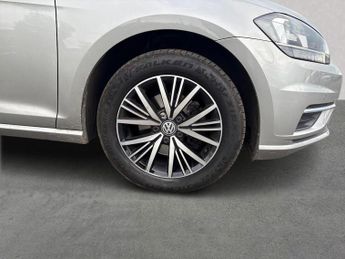VOLKSWAGEN GOLF 1.4 Tsi Se Hatchback 5Dr Petrol Dsg Euro 6 (S/S) (125 Ps)